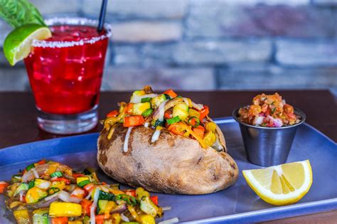 Claim Jumper Steakhouse & Bar in Lake Charles, LA