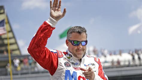 Tony Stewart Foundation to sponsor car in Indianapolis 500