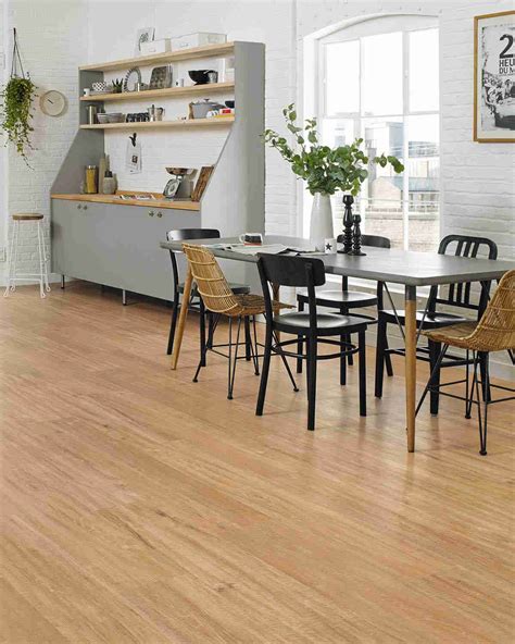 LooseLay Longboard Champagne Oak Vinyl Flooring | Flooring Xtra