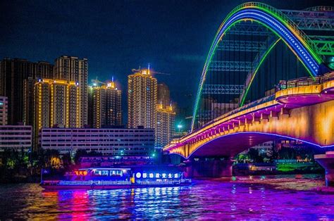2022兰州港码头游轮玩乐攻略,黄河夜景是兰州景色的一大特...【去哪儿攻略】