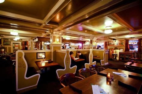 Restaurant Table Design Plan 的图像结果