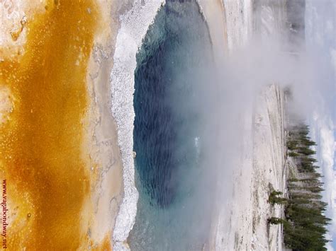 Yellowstone National Park is Awesome! USA - Vagabond Way
