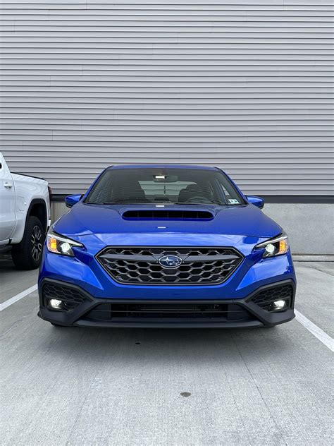 Subaru offers two duckbill spoilers that look identical with little ...