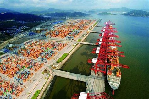 宁波舟山港吞吐量今超10亿吨，来看看全国排名前十的港口有哪些？