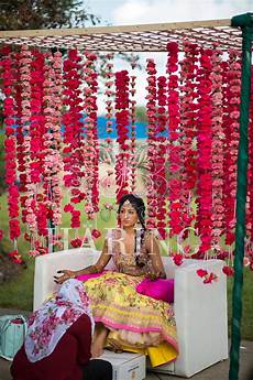 decoration photo simple mehndi wedding decoration neha miami wedding decoration photo simple mehndi wedding decoration neha miami wedding