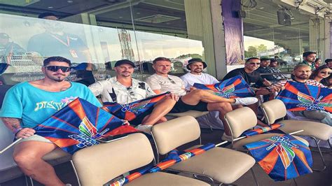 IPL 2025: Mohun Bagan Footballers Spotted Cheering For KKR Against LSG ...