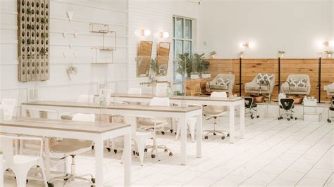 The W Nail Bar opening first Indiana location at Bottleworks District ...