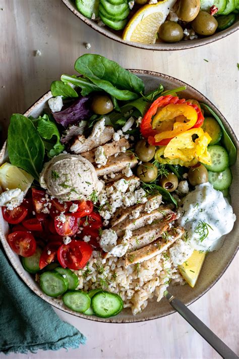 Easy Mediterranean Bowl Recipe: Healthy & Fast