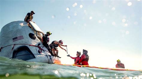 Splashdown vs Touchdown — Know The Difference Between These Two Space ...