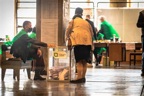 Free Pictures of Voting 的图像结果