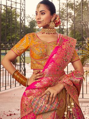 Lehengas(लहंगा) - Buy Lehenga Choli for Women Online at Karagiri