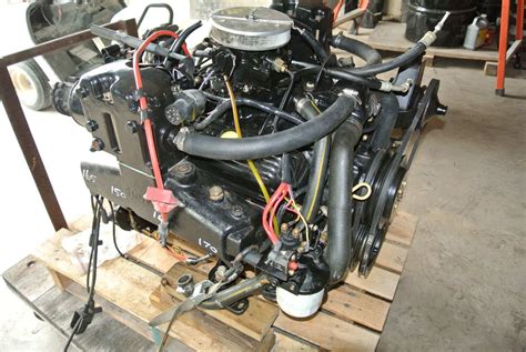 Chevy 305 Engine