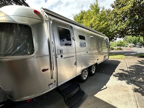 2010 25FT Flying Cloud For Sale In Eugene, Oregon - Airstream Marketplace