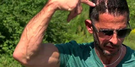 Man shot in the head at point-blank range survives, considered a ...