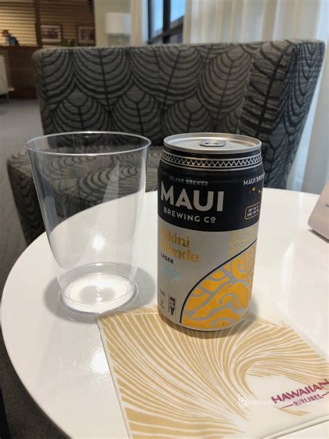 Plumeria Lounge HNL Honolulu Blog Lounge Review Hawaiian Airlines 15 ...