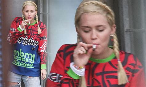 Miley Cyrus Smoking Weed With Wiz Khalifa
