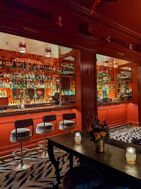 9 of the Best Cocktail Bars in New Orleans - Cocktails Away