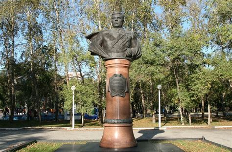 Топ 30 — памятники Хабаровска