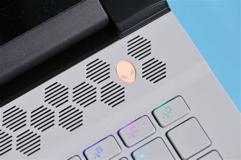 Alienware MX17 microSD 的图像结果