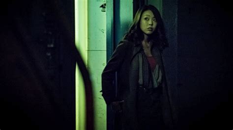 Slideshow: The Flash: "Kiss Kiss Breach Breach" Photos