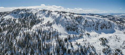 Backcountry Skiing Buffalo Pass Colorado by Stephen Bass | rakkup