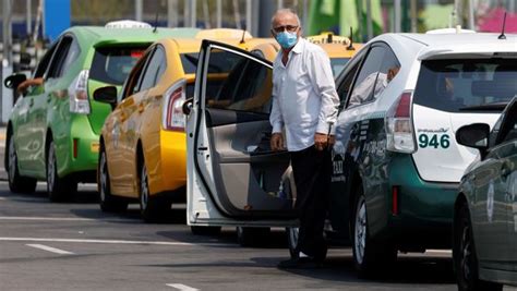 Uber, Lyft win delay on converting drivers to employees