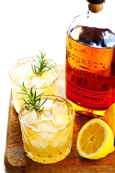 15 Best Drinks to Mix with Whiskey
