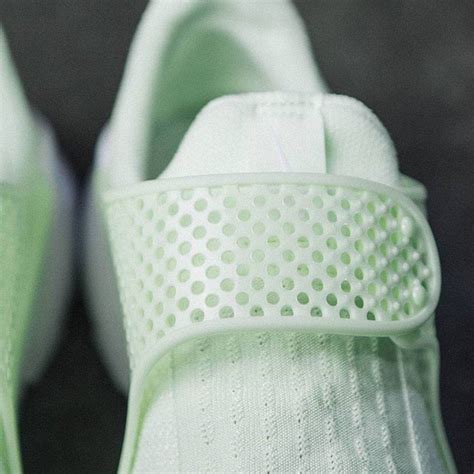 nike women sock dart tan barely volt white