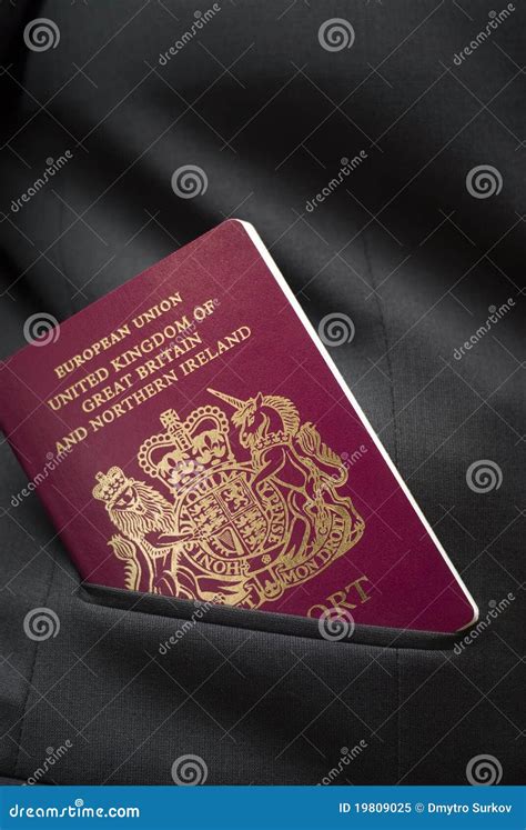 英国护照 库存图片. 图片 包括有 政府, 作者, 公民身份, 检查, 公民, 护照, 控制, 被核准的 - 19809025