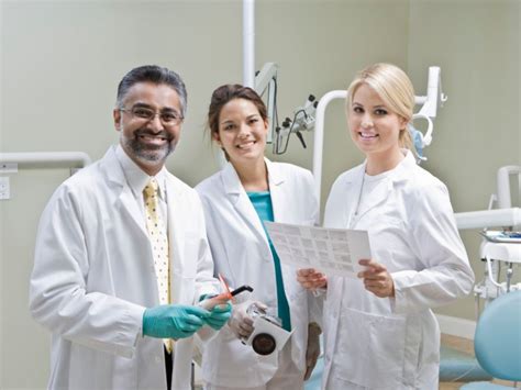 Looking for the best dentist in Delhi? Visit Orthosquare
