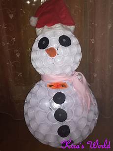 pupazzo di neve fatto con bicchieri di plastica come fare un pupazzo di neve con bicchieri di plastica pupazzo di neve fatto con bicchieri di plastica come fare un pupazzo di neve con bicchieri di plastica