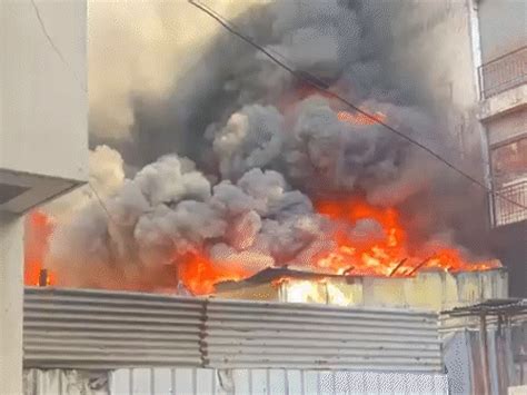 Surat Mandap Godown Fire Ashwini Kumar Road; Fierce Smoke Visible 3 KM ...