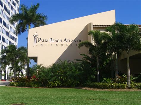 Palm Beach Atlantic University Dorms