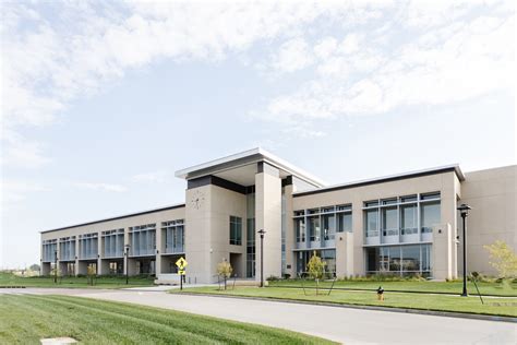 Stahl Construction Ankeny Kirkendall Public Library Exterior Design | Stahl