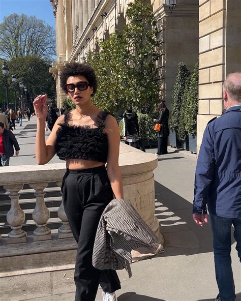 13 French Pixie Haircuts That Are Chic and Timeless | Who What Wear