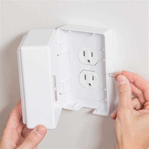 Amazon.com : Award Winning Child Proof Outlet Box Cover | Outlet Cover ...
