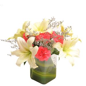 Tall/Small Glass Vase Flower Arrangements - GiftaLove