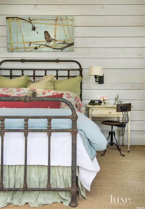 country guest bedroom ideas