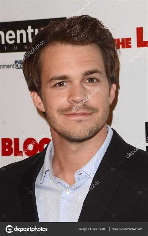 Johnny Simmons