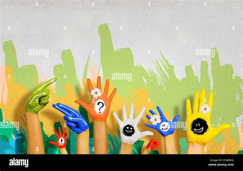 Color Sign Hands 的图像结果