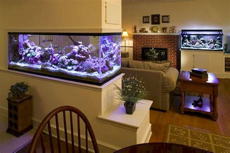 Aquarium Wall Decorating - jihanshanum | Wall aquarium, Living room ...