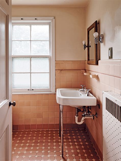 Vintage 1930s Tile Cottage Bathroom Room Tour: A Small Bathroom In A