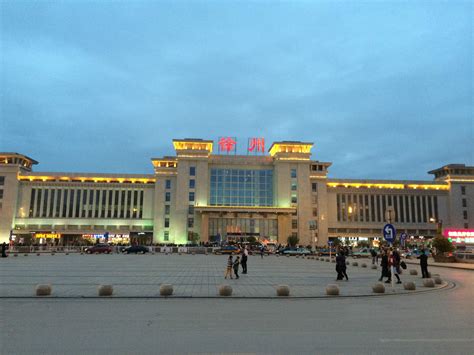 新鲜出炉的实景图！你们要的徐州东站新站房！工程已完成90％_施工