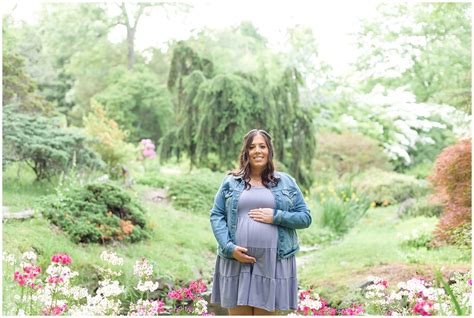 Brittany and Eric | Laurelwood Arboretum Maternity Session in Wayne, NJ