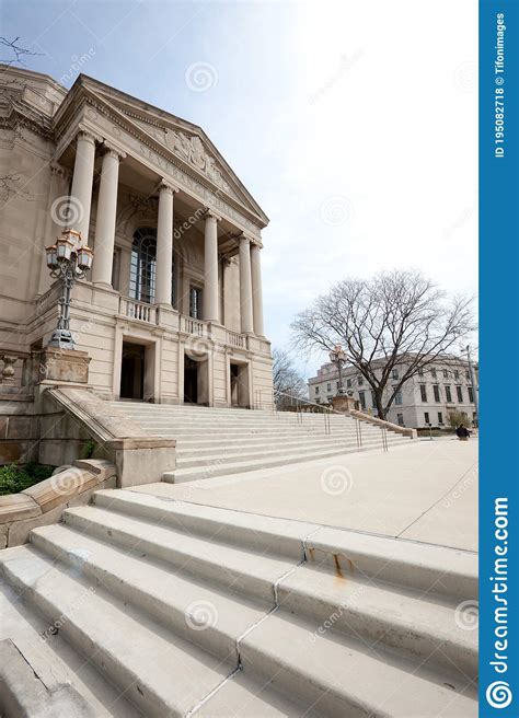 Severance Hall Home of the Cleveland Orchestra Editorial Stock Photo ...