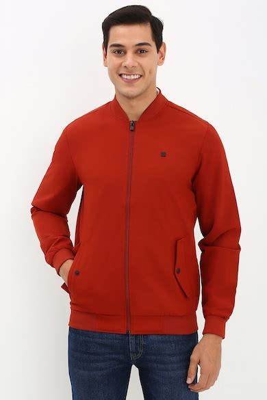 Buy Men Red Solid Full Sleeves Casual Jacket Online - 39688272 | Allen ...