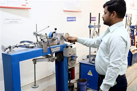 Laboratories @ Amity University, Gwalior