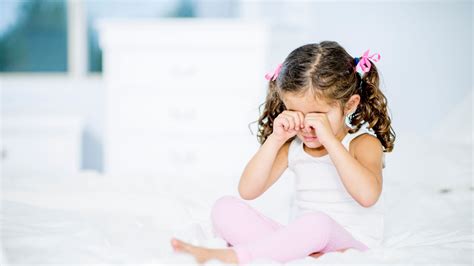 Prevent Allergic Conjunctivitis in Children - KLAY Preschools and Daycare