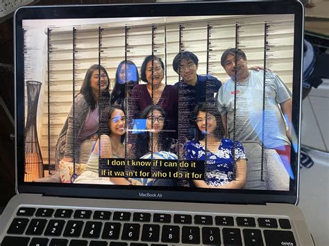 Screen glitch on startup after battery drains : r/macbook