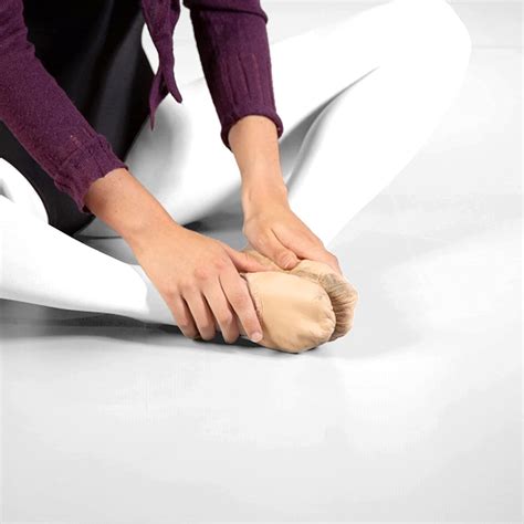 Snapklik.com : IncStores 1.2mm Thick Reversible Dance Floor Roll Low ...